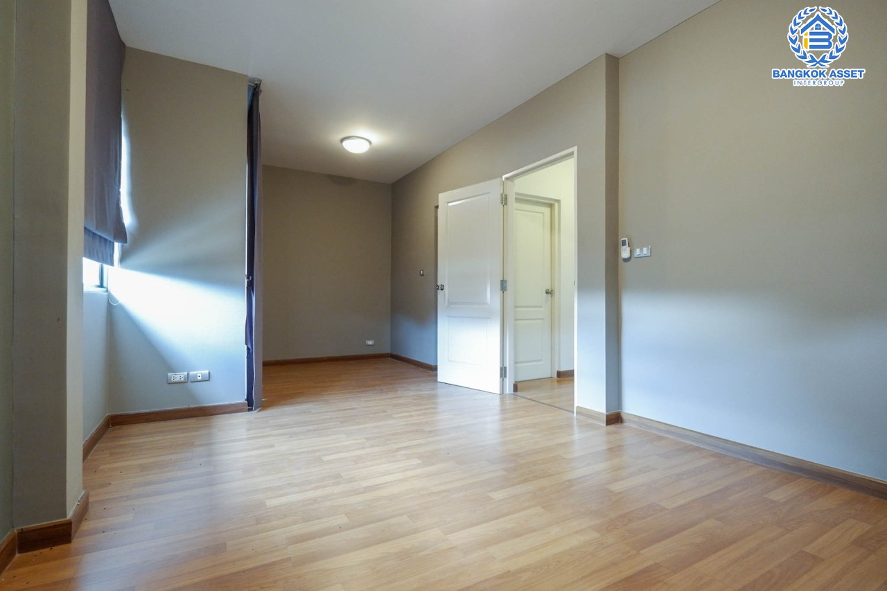 *****บ้านเดี่ยวมือสองย่านนนทบุรี ม.เซนโทร เวสต์เกต กาญจนาภิเษก คุณภาพแบรนด์ AP เนื้อที่มากถึง 52.2 ตร.ว. ฟังก์ชัน 3 ห้องนอน 2 ห้องน้ำ 2 ที่จอดรถ พร้อมของแถมมากมาย  บนทำเลเยี่ยม ใกล้เซ็นทรัลเวสต์เกต และรถไฟฟ้าสายสีม่วง "สถานีคลองบางไผ่"